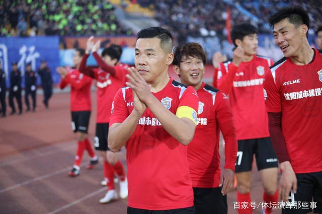 大师赛第5日墨菲6-2罗伯逊 艾伦6-2塞尔比进四强